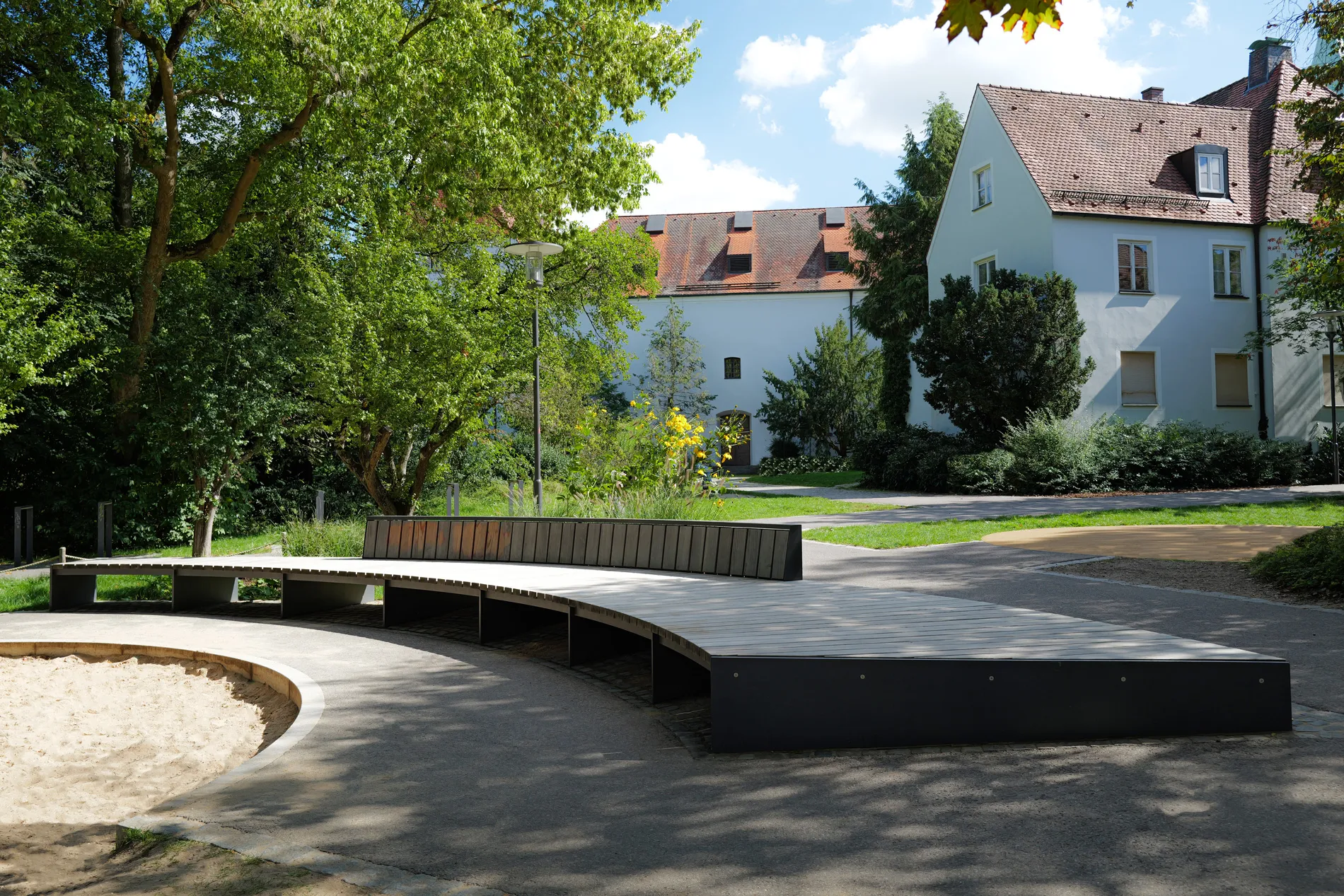 Attraktive Aufenthaltsflächen in Städten gestalten – Stadtpark Neumarkt