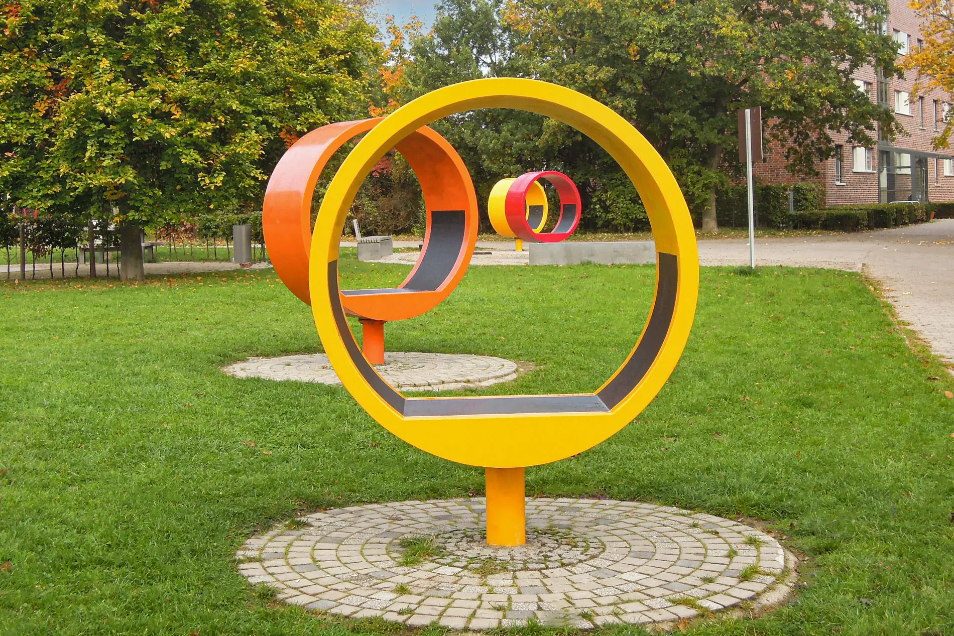 Sitzring Roundabout